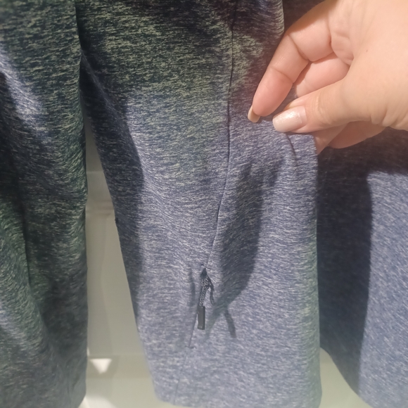 Lululemon Athletica Men's Heathered Blue Zip-Up Sweater - Picture 2 of 5